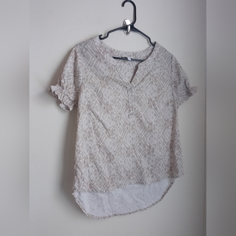 Nuco Blouse Women M Beige, White And Brown Patterned Academia Casual Versatile
